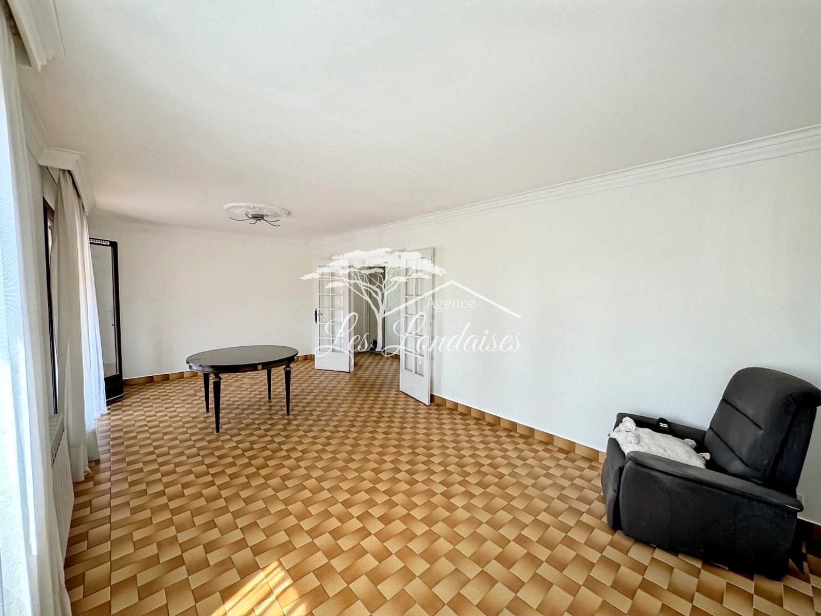 Maison 4 pièces 148 m² · à La Londe-les-Maures · 148 m² · 540 800 €